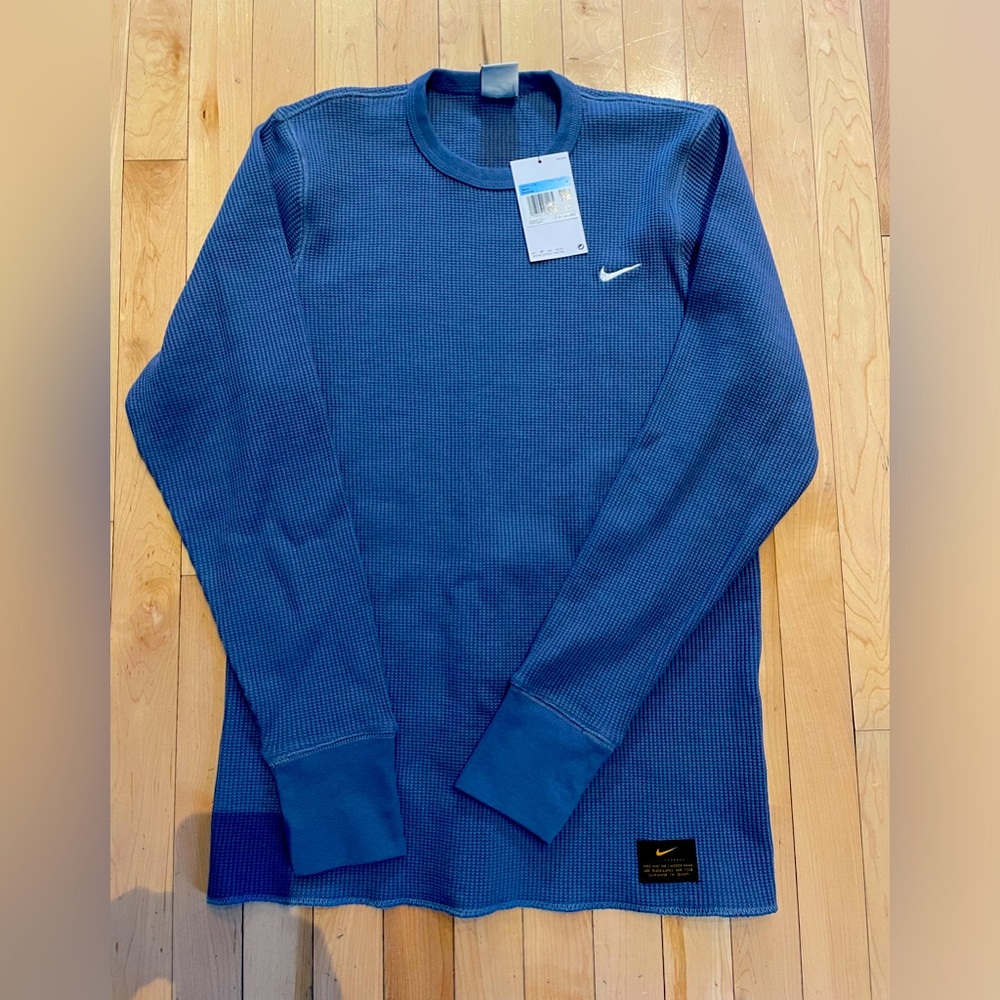 Men’s medium Nike Waffle shirt